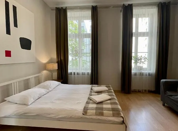 Boutique - Elegant 1906 Period Apartman *