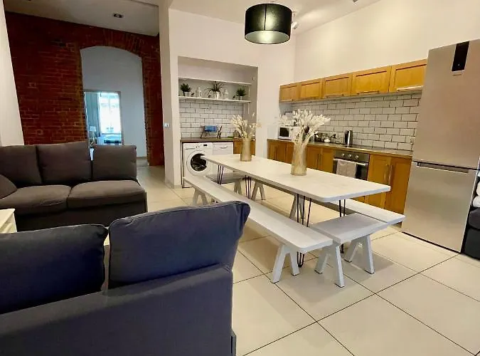 Boutique - Elegant 1906 Period Wrocław