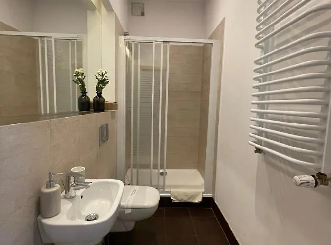 Boutique - Elegant 1906 Period Wroclaw